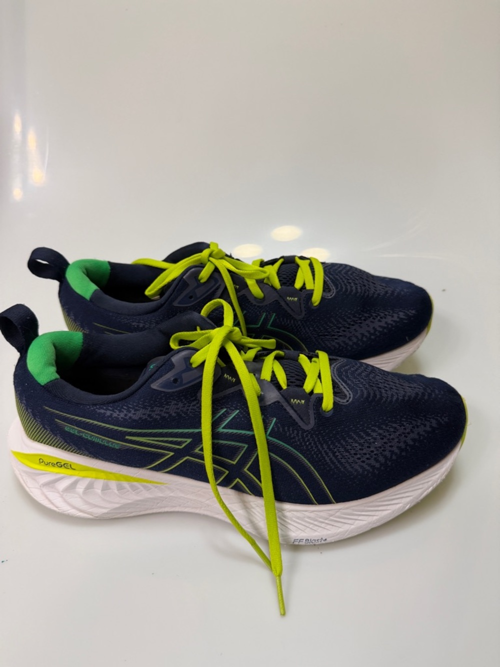 ASICS ' Navy and Neon Green Running Shoes 11.5 Asics Gel Cumulus 25